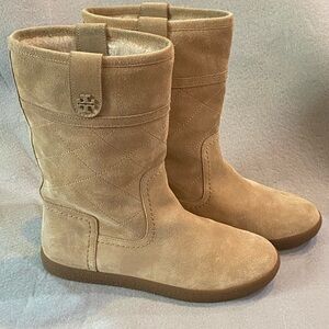 Tory Burch Tan Alana Split Suede Quilted Shearling Lined Boot Women's - Size 6